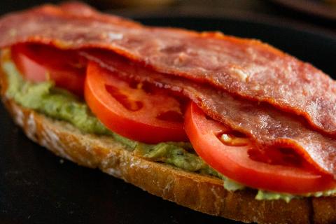 TURKEY BACON AVOCADO SANDWICH RECIPE