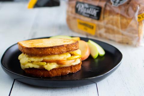 Brie and Apple Grilled Cheese